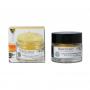 Kombucha tea revitalizing face cream van Teaology