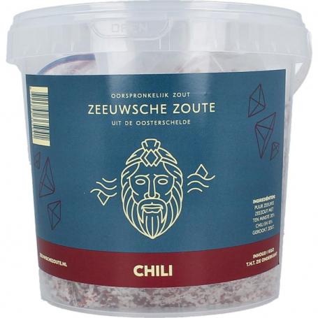Zout met chili in emmer van Zeeuwsche Zoute