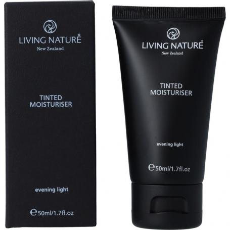 Evening light tinted moisturiser van Living Nature