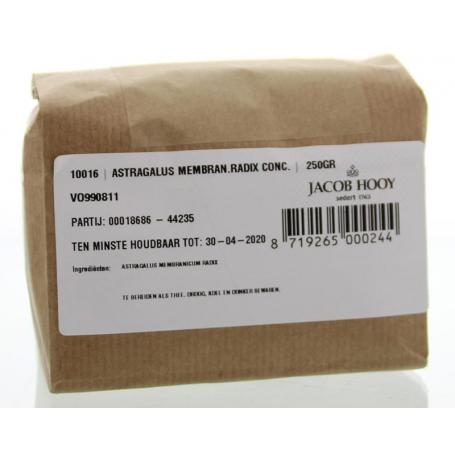Astragalus radix gesneden van Jacob Hooy