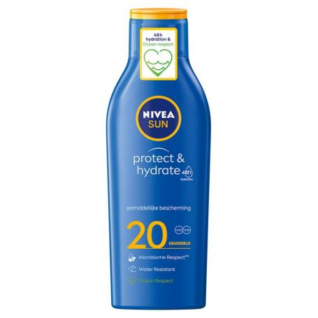 Sun protect & hydrate zonnemelk SPF20 van Nivea