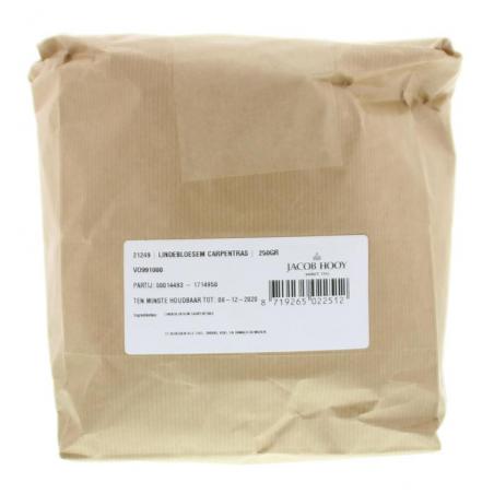 Lindebloesem van Jacob Hooy